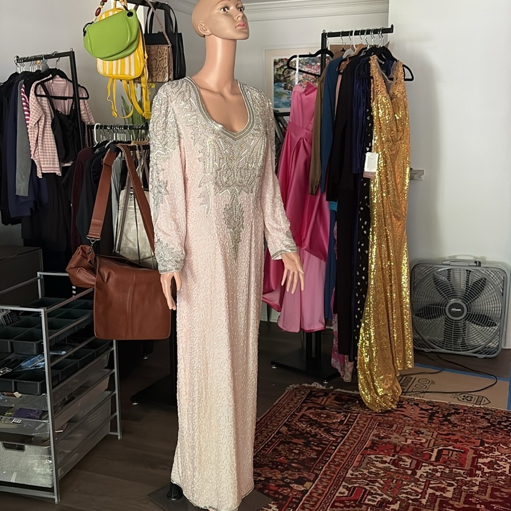 ✨ Vintage Silk Beaded Sequin Gown – Fantasy of Sister Max for SAMAGH, Size 12 - Picture 3 of 16